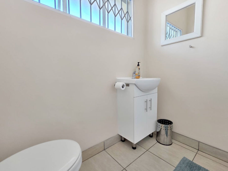 2 Bedroom Property for Sale in Gardens Western Cape